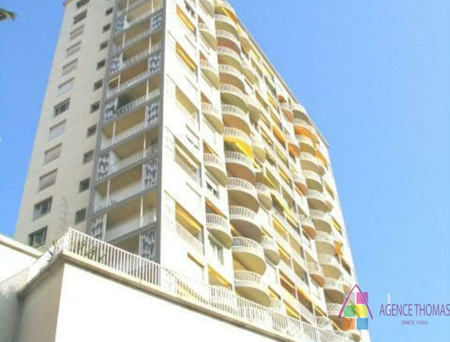 ONE BEDROOM PLACE DES MOULINS