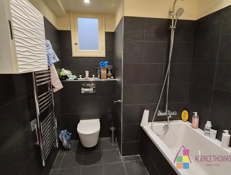 Near Center one bedroom