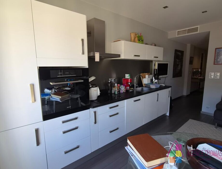 Near Center one bedroom