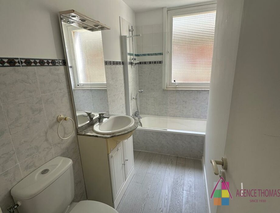 ONE BEDROOM PLACE DES MOULINS