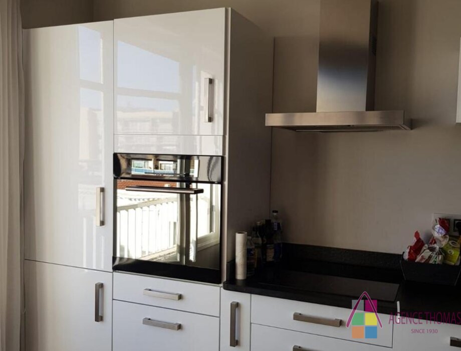 Near Center one bedroom