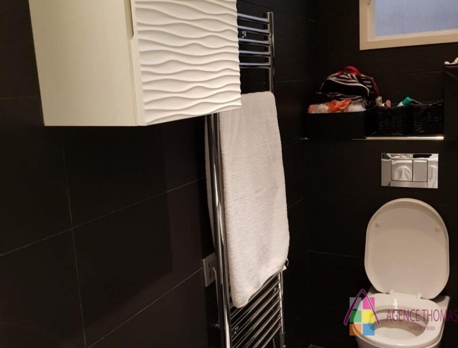 Near Center one bedroom