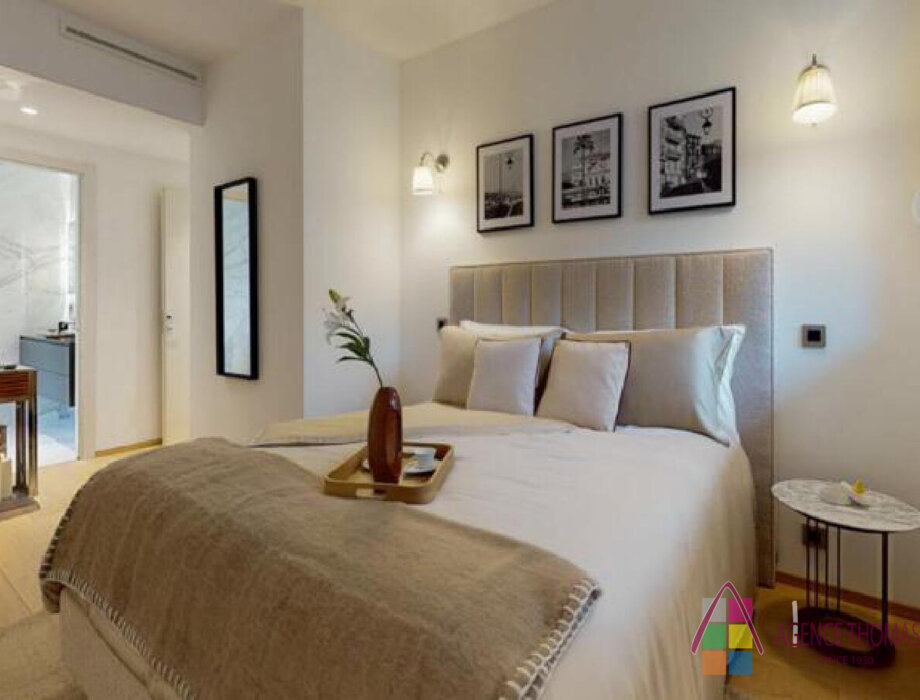 SUPERB 3-ROOM APARTMENT RENOVATED IN CHÂTEAU PÉRIGORD