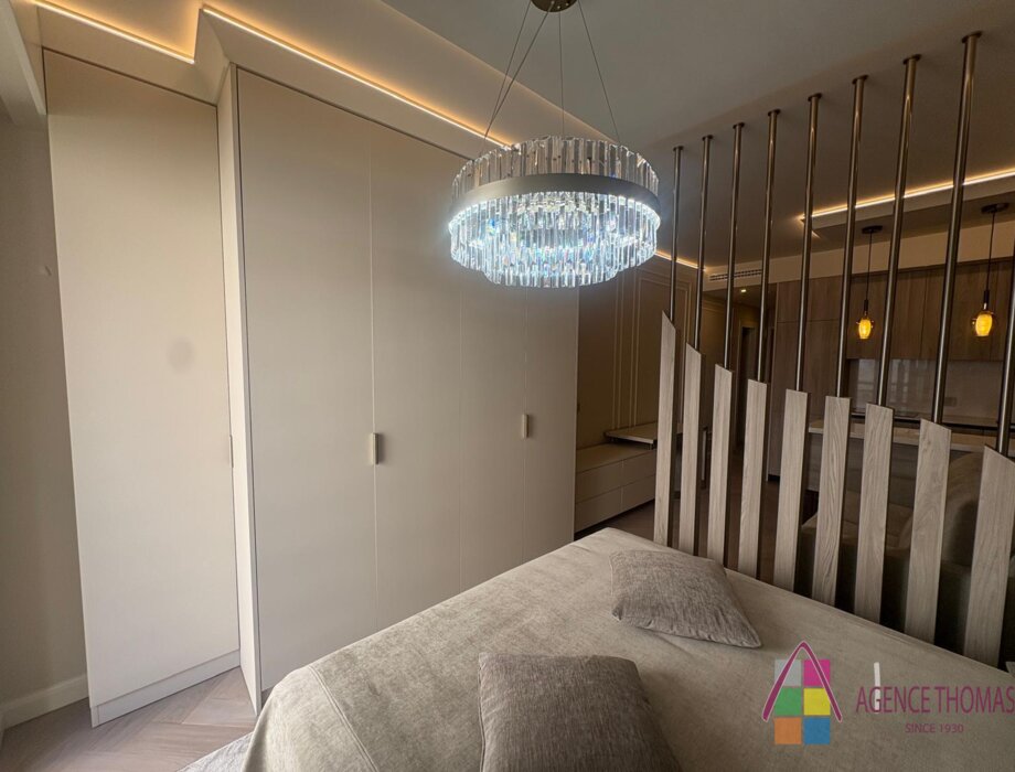 Elegant turnkey studio with balcony and sea view